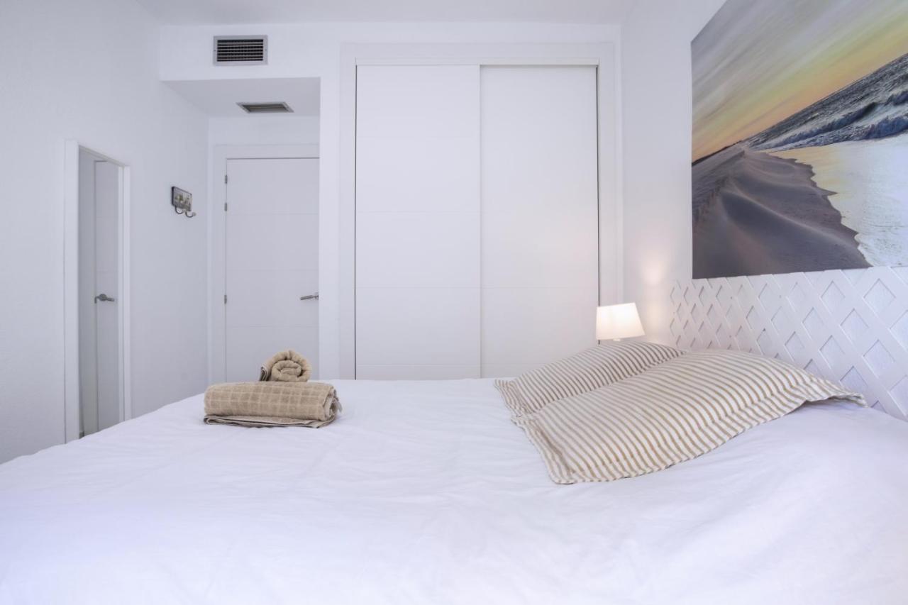 Rentcostadelsol Malagueta Arenal 马拉加 外观 照片