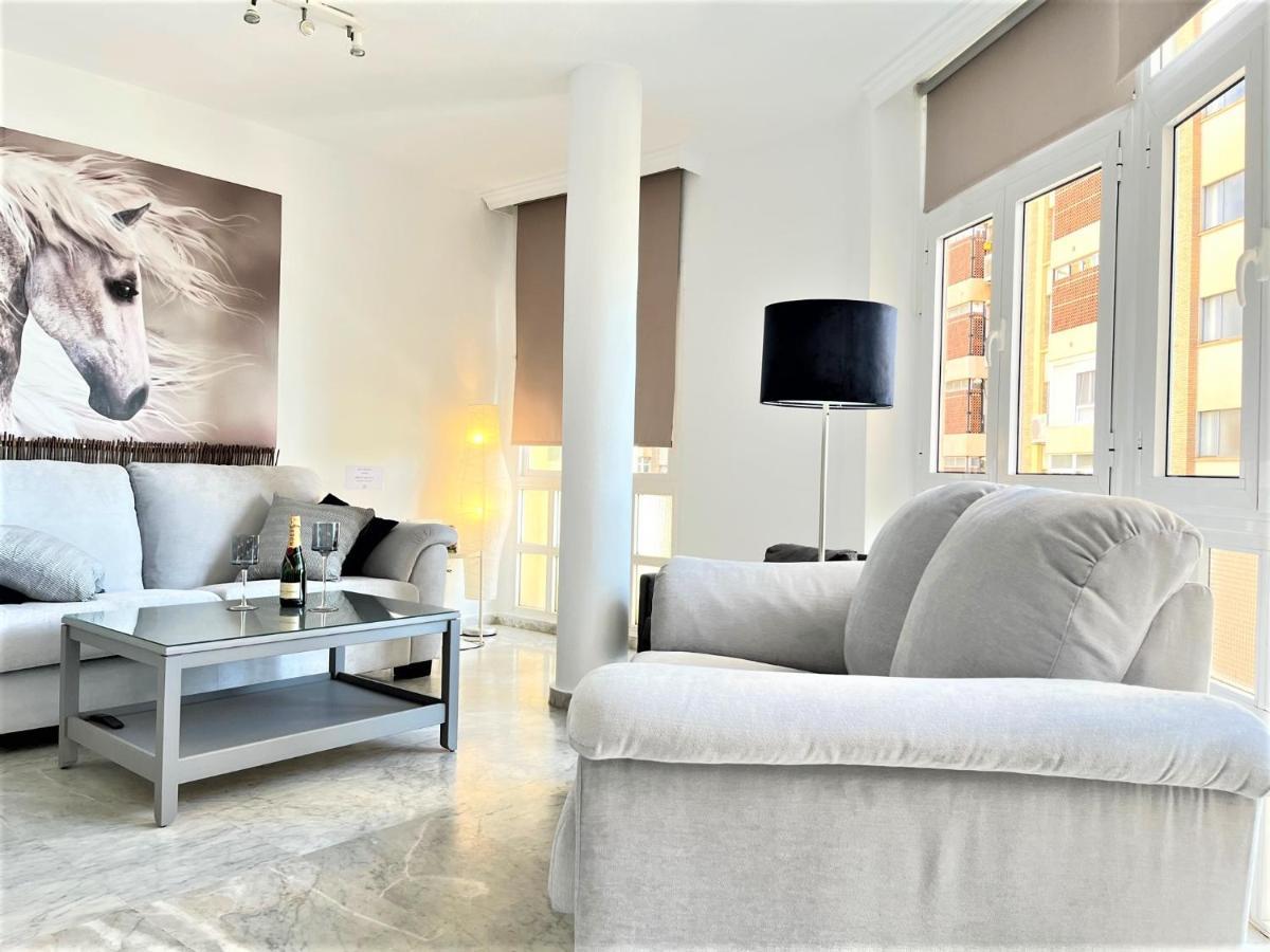 Rentcostadelsol Malagueta Arenal 马拉加 外观 照片