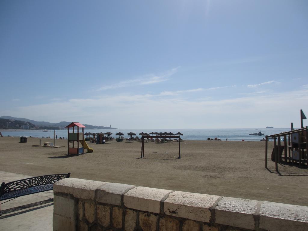 Rentcostadelsol Malagueta Arenal 马拉加 外观 照片